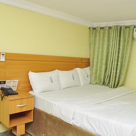 California Garden, Hotel & Suites Onitsha  Exterior foto
